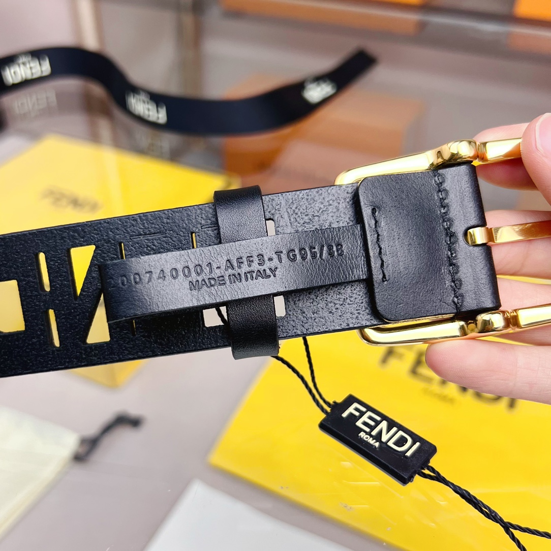 Fendi Leather Belt  - DopestKickz