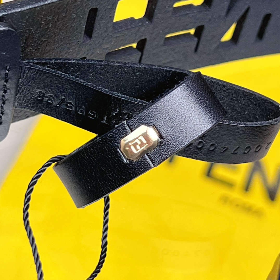 Fendi Leather Belt  - DopestKickz