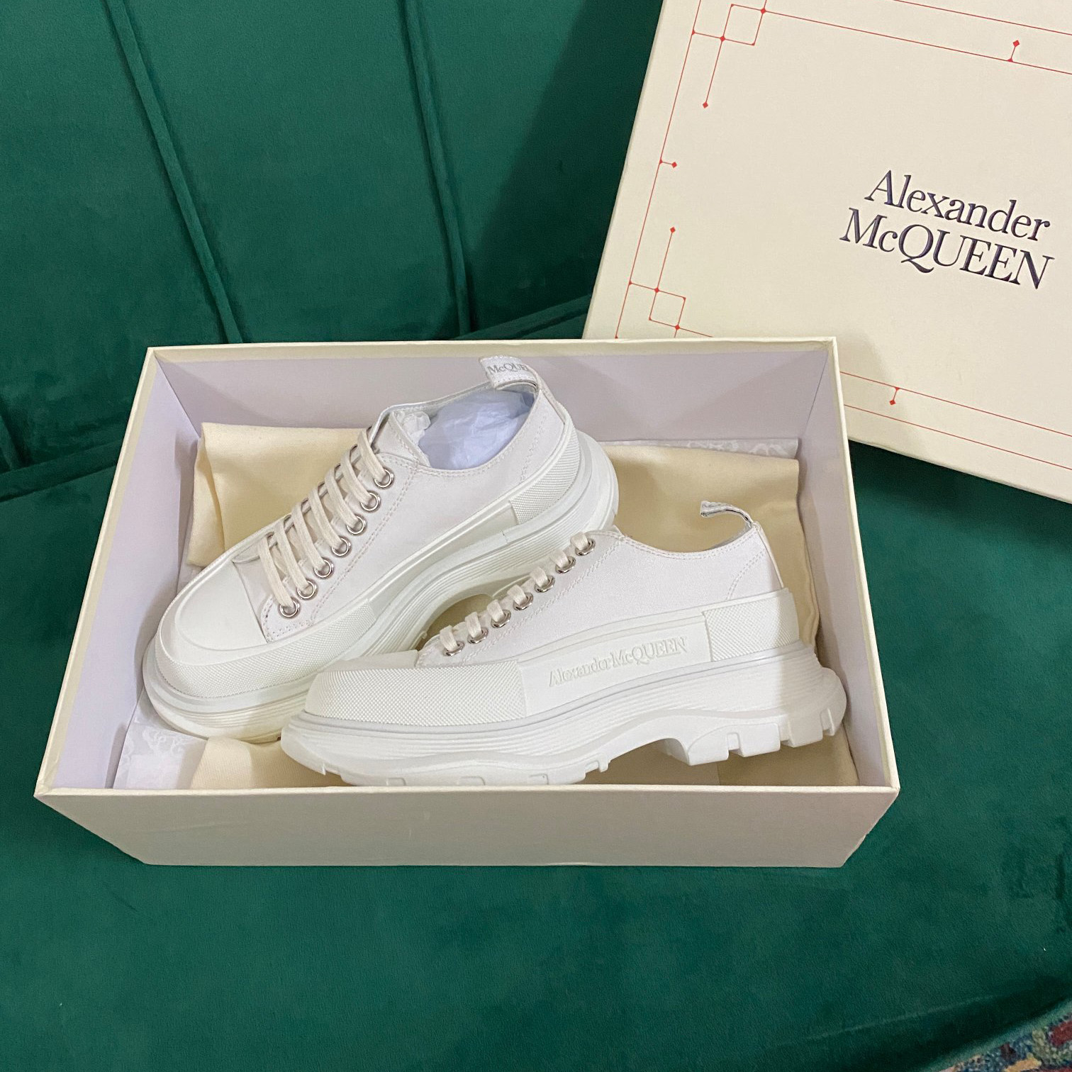 Alexander Mqueen Women's Tread Slick Lace Up In White - DopestKickz