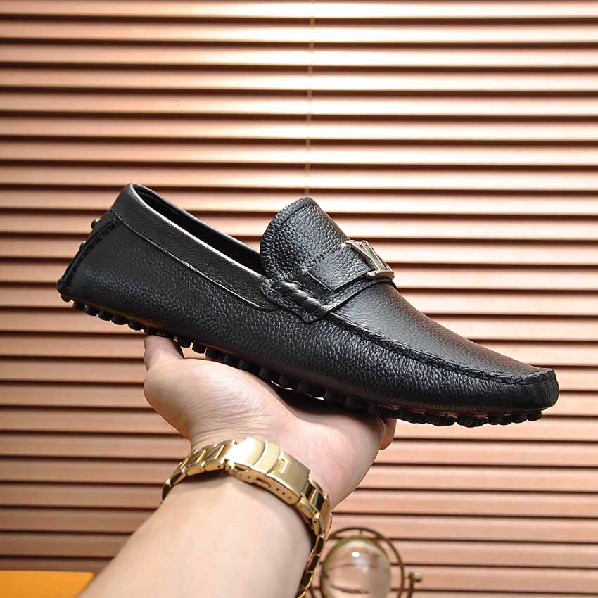Louis Vuitton Hockenheim Mocassin  1A5UT4 - DopestKickz