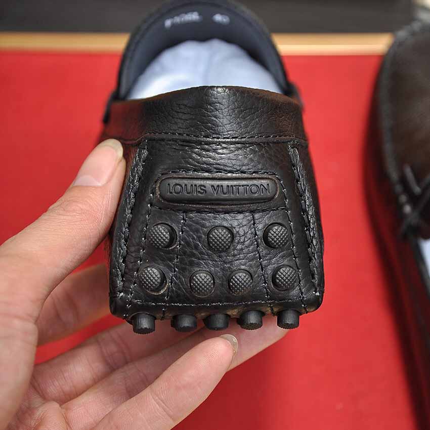 Louis Vuitton Hockenheim Mocassin  1A5UT4 - DopestKickz