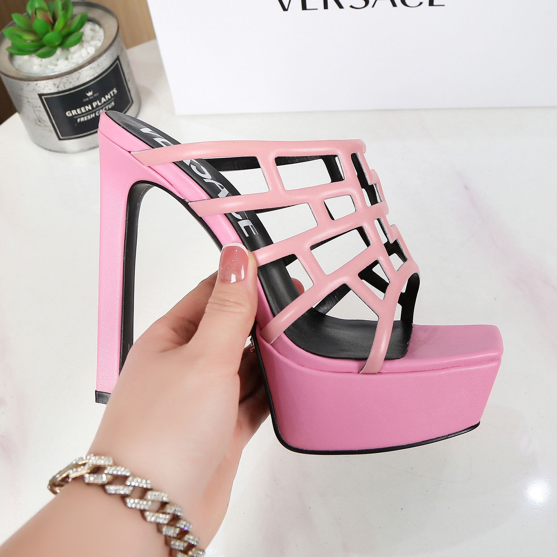 Versace Greca Maze Platform Sandals （13.5cm） - DopestKickz