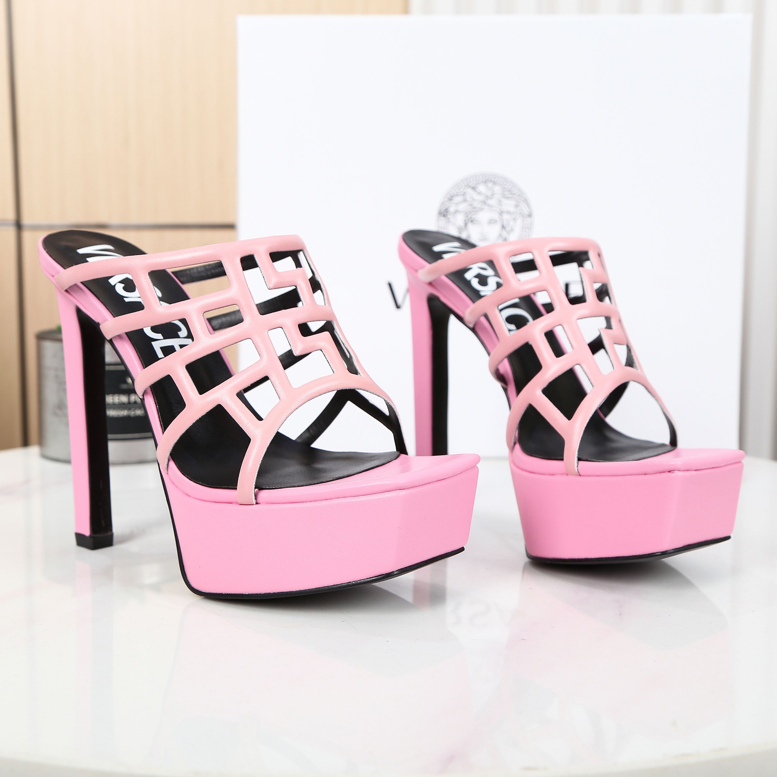 Versace Greca Maze Platform Sandals （13.5cm） - DopestKickz