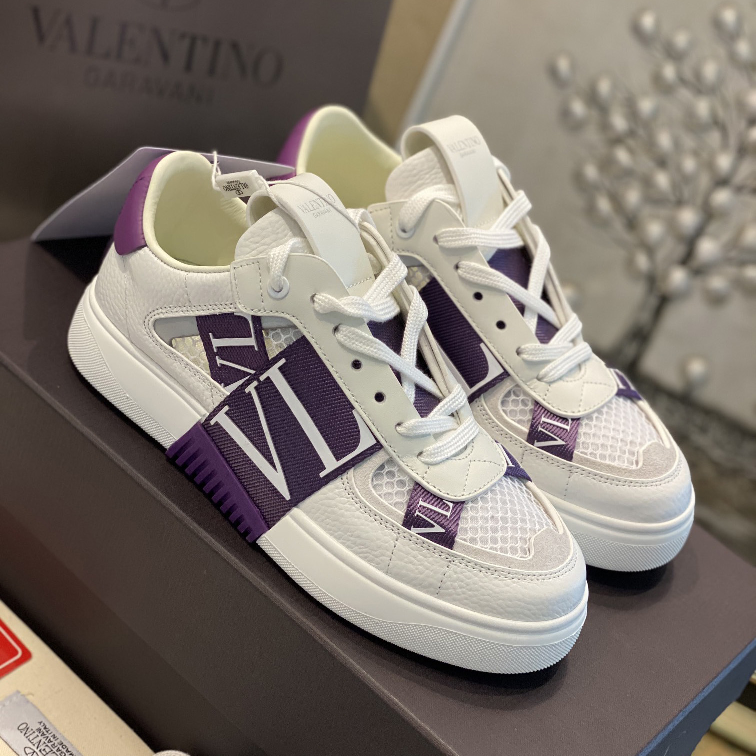 Valenti Low-Top Calfskin And Mesh VL7N Sneaker With Bands - DopestKickz