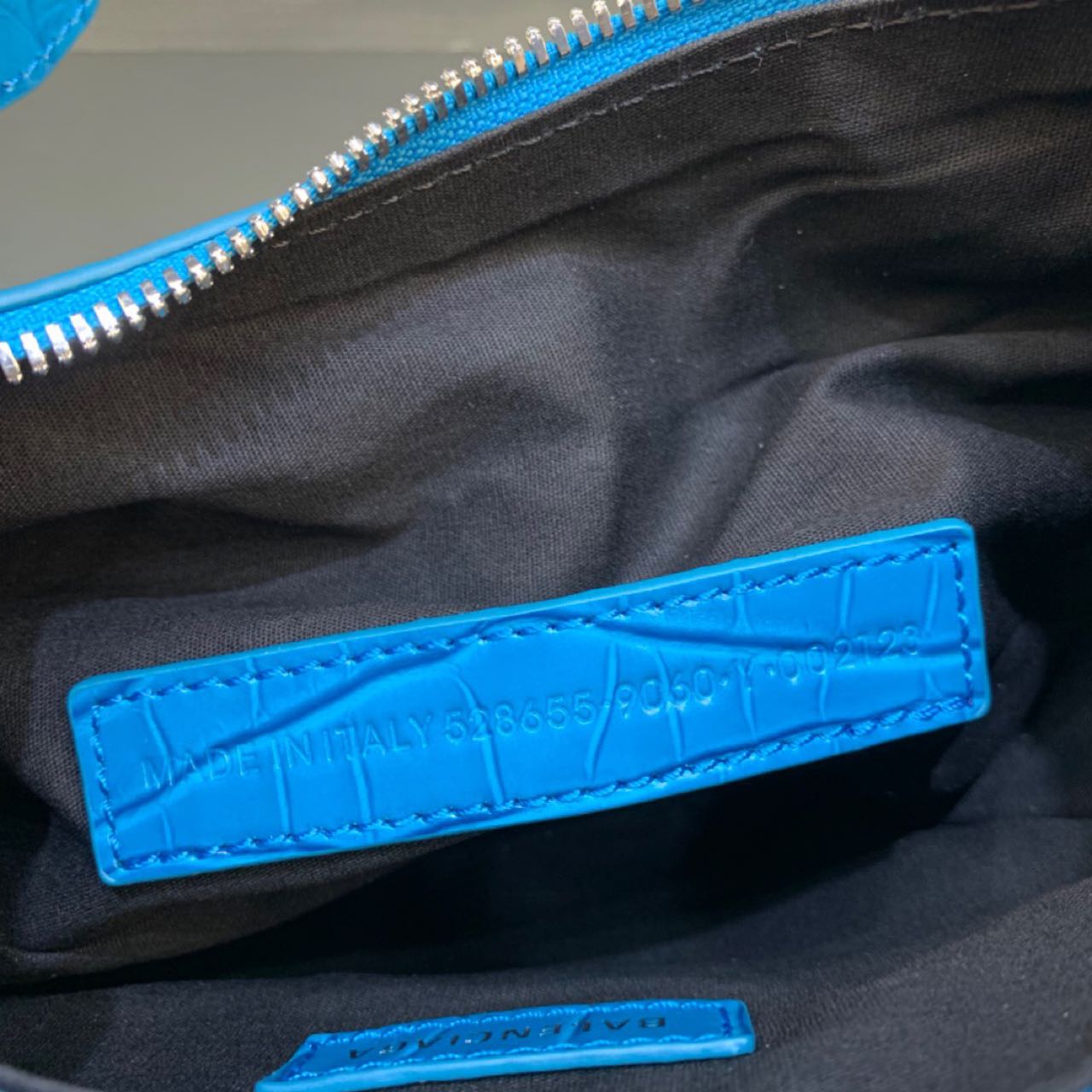 Balenciaga Le Cagole XS Shoulder Bag In Blue(26-12-6cm) - DopestKickz