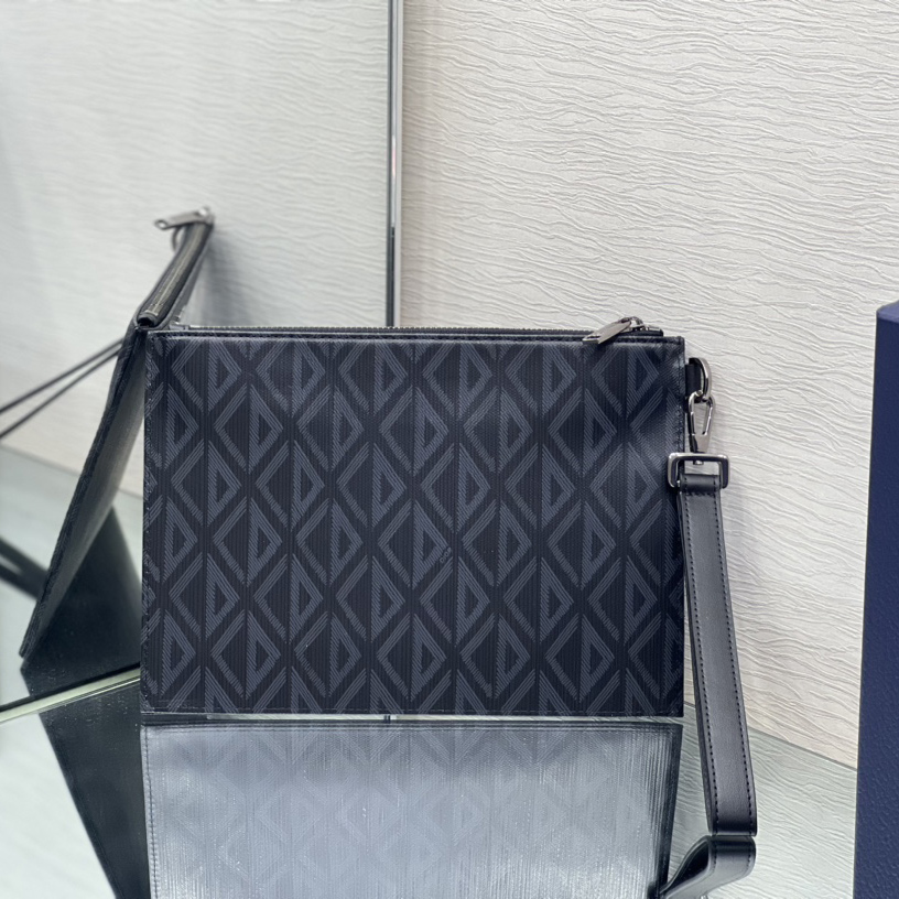 Dior A5 Pouch (30-20 cm)  2ESCA338 - DopestKickz