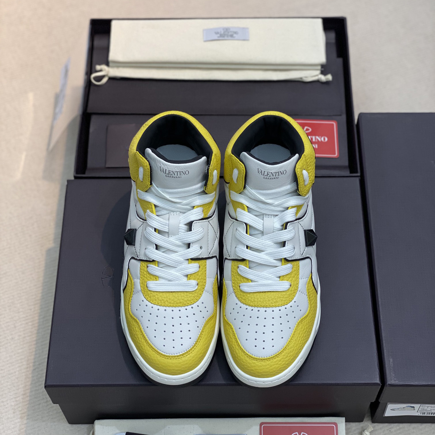 Valenti One Stud Mid-Top Nappa Sneaker - DopestKickz