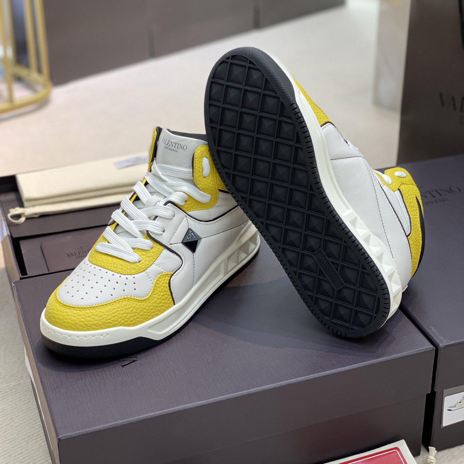 Valenti One Stud Mid-Top Nappa Sneaker - DopestKickz