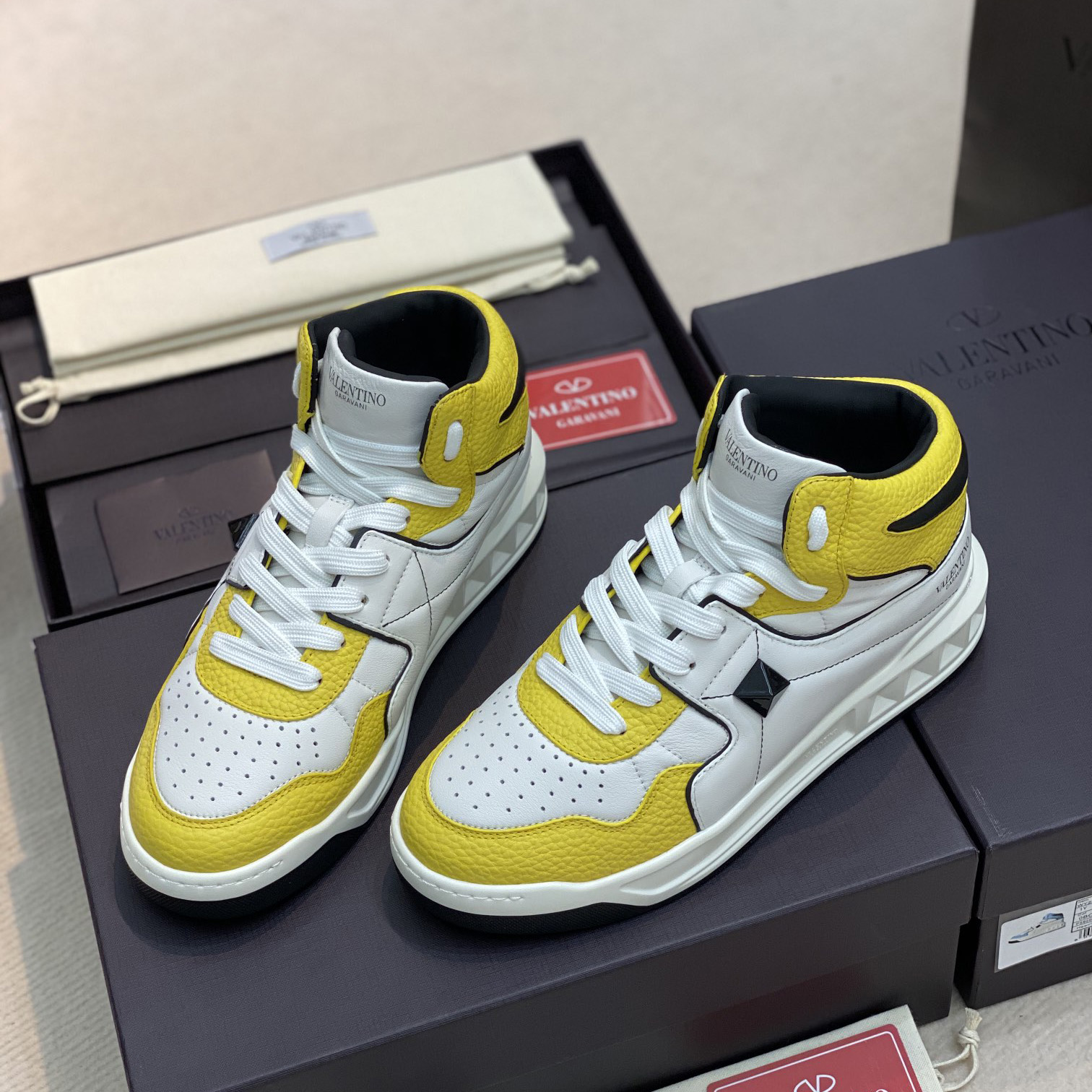 Valenti One Stud Mid-Top Nappa Sneaker - DopestKickz