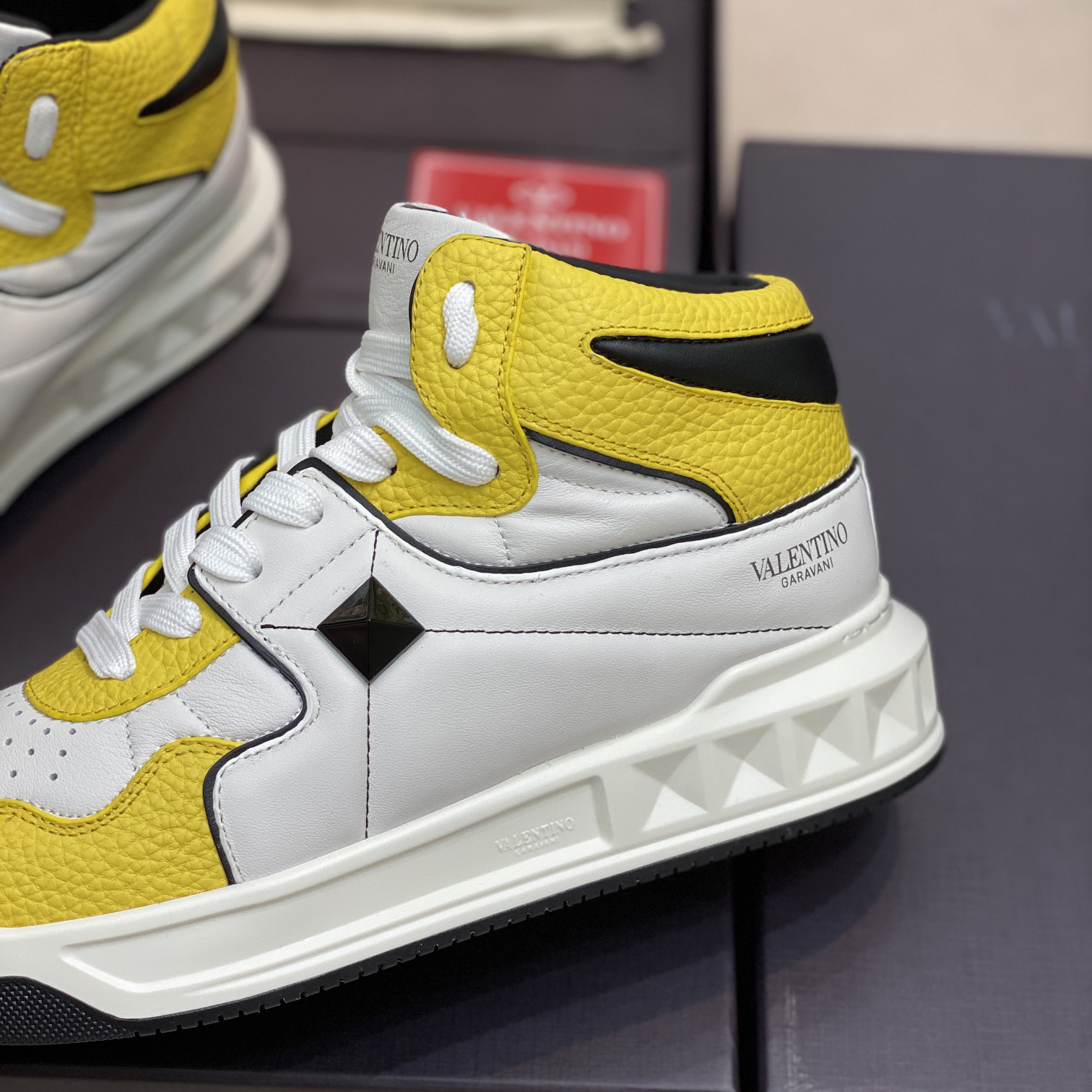 Valenti One Stud Mid-Top Nappa Sneaker - DopestKickz