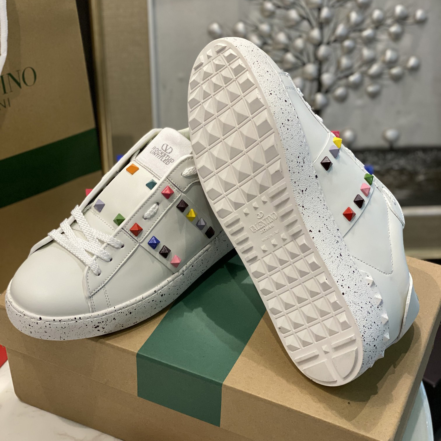Valenti  Open For A Change Sneaker In Bio-Based Material In White/Multicolor - DopestKickz