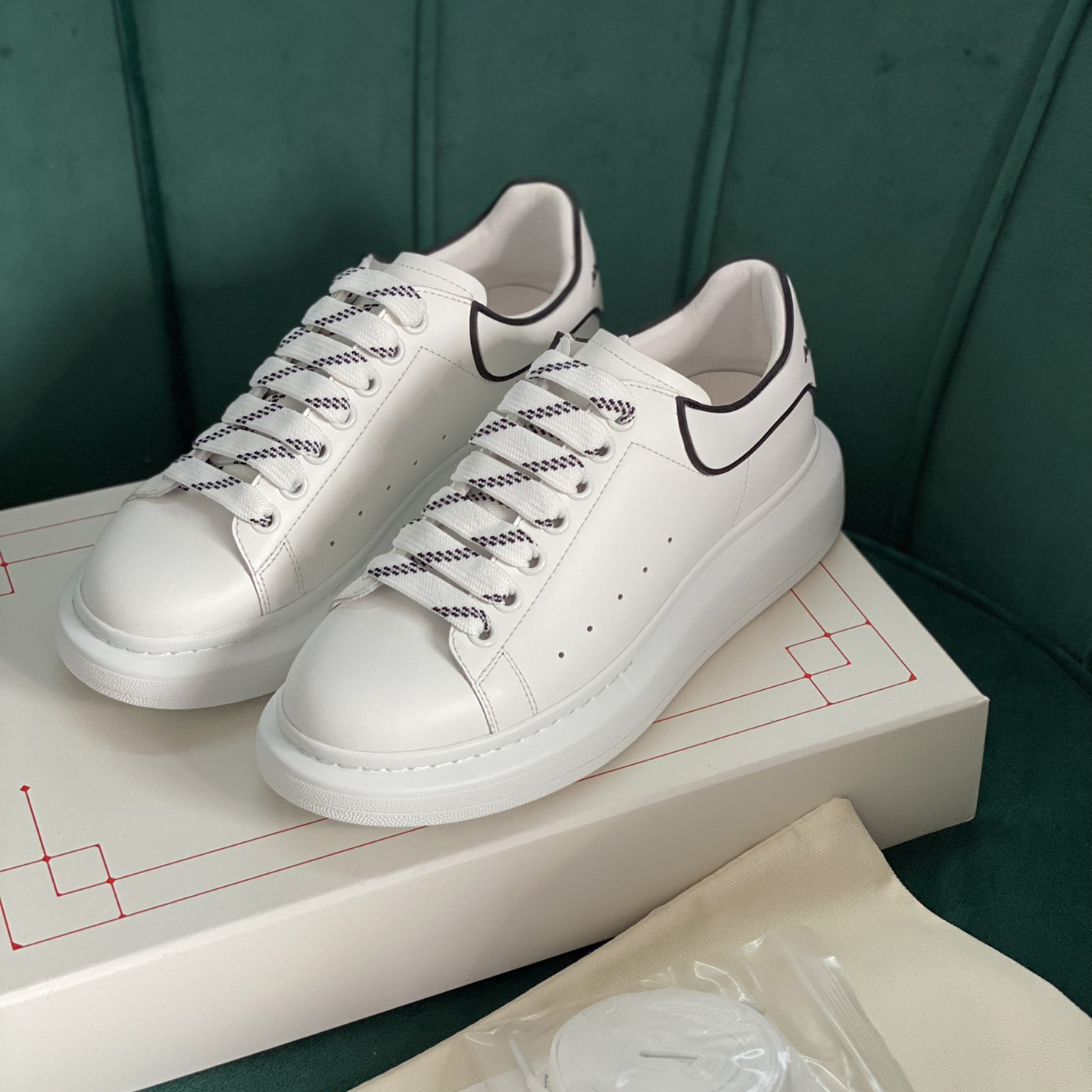 Alexander Mqueen Oversized Sneaker In White/Black - DopestKickz