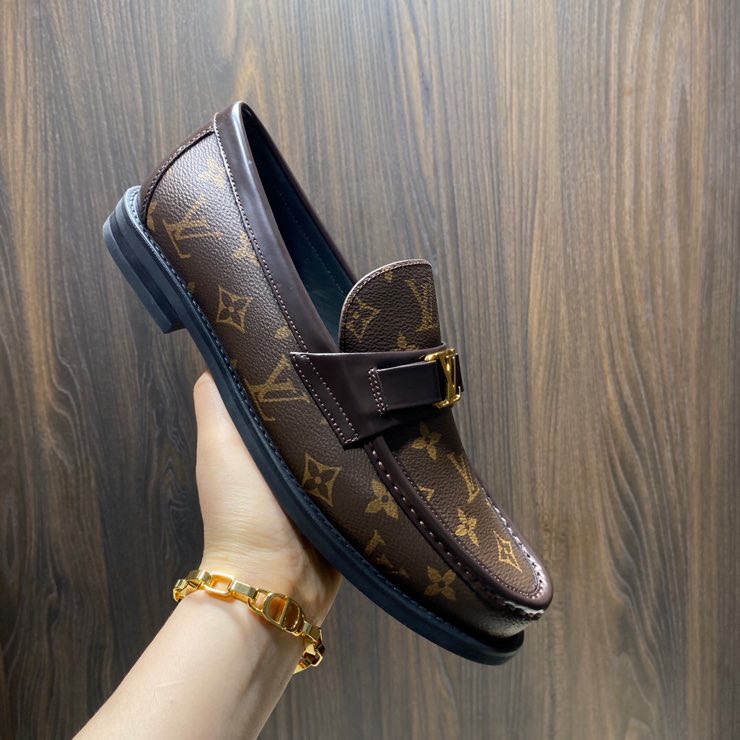 Louis Vuitton Major Loafer - DopestKickz