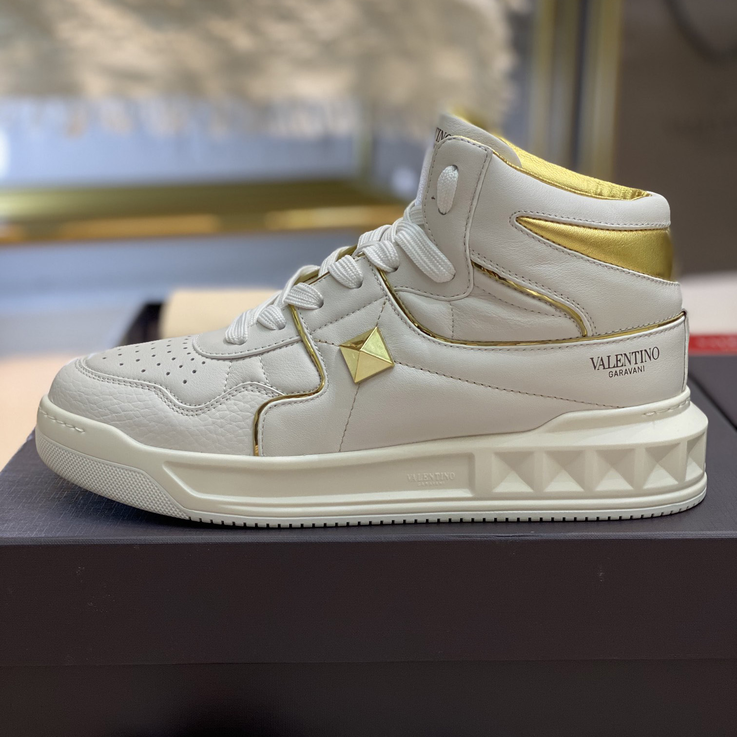 Valenti One Stud Mid-Top Nappa Sneaker - DopestKickz