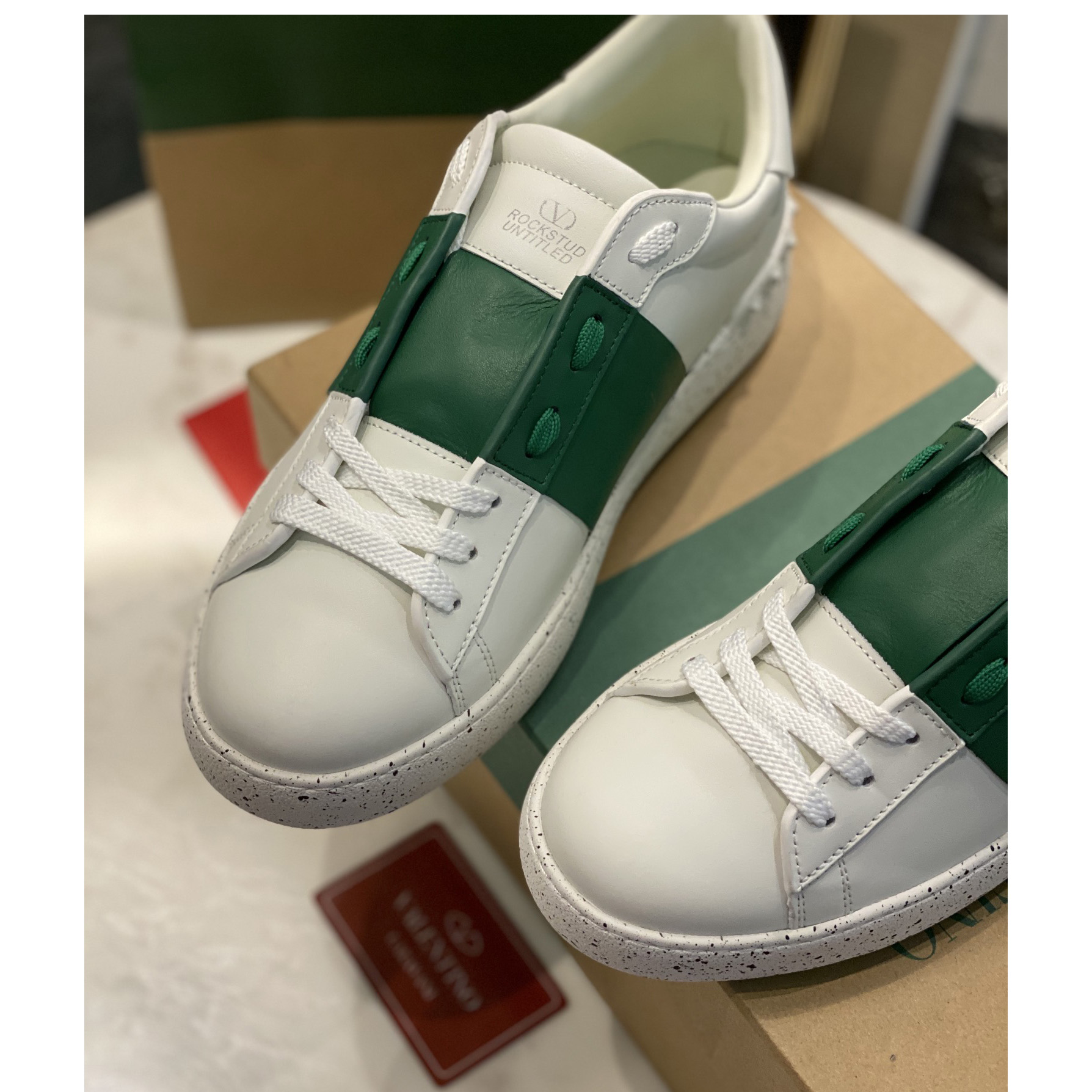 Valenti Open For A Change Sneaker In Bio-Based Material In White/Green - DopestKickz