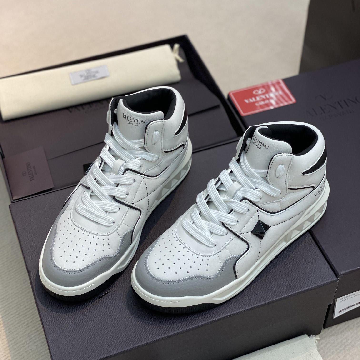 Valenti One Stud Mid-Top Nappa Sneaker - DopestKickz