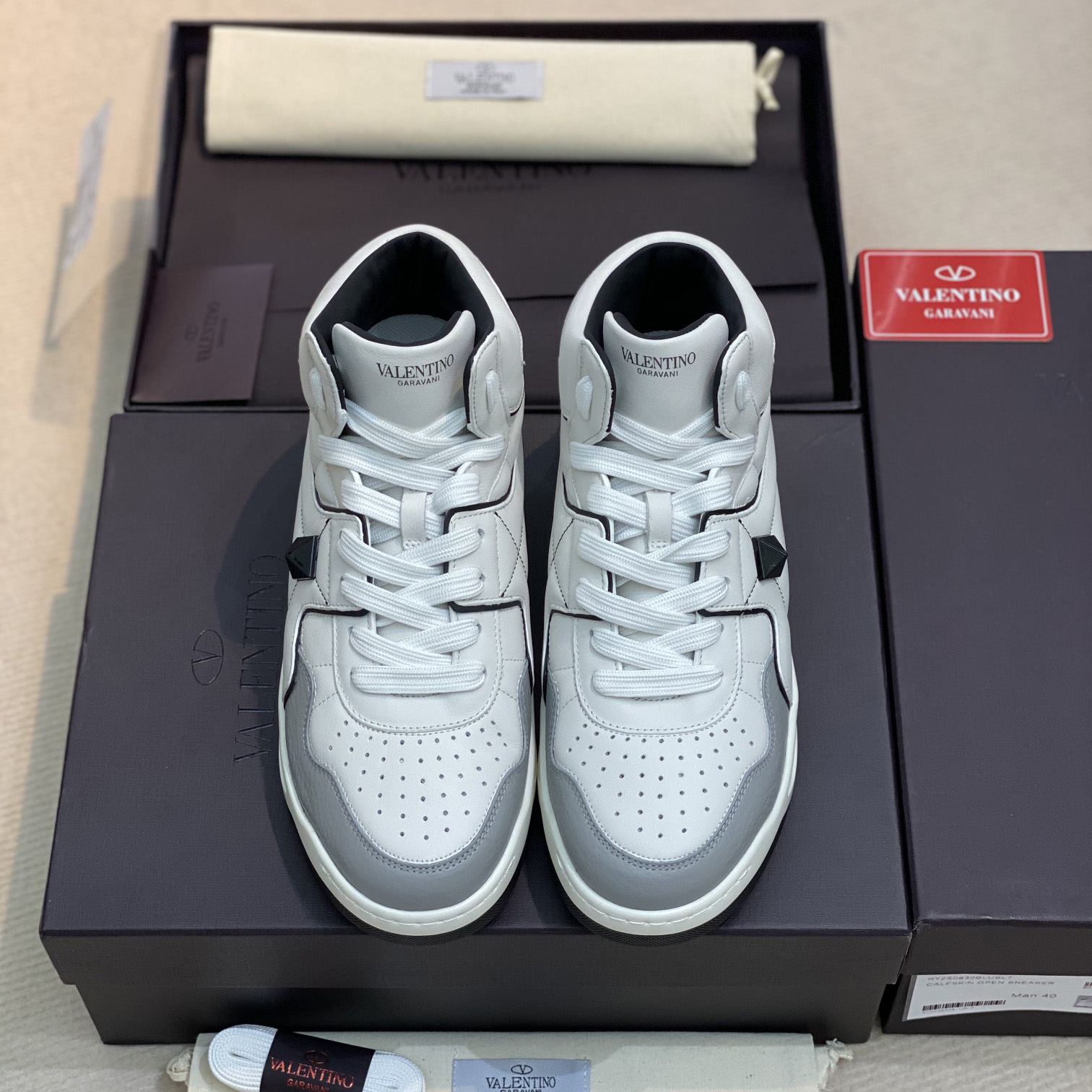 Valenti One Stud Mid-Top Nappa Sneaker - DopestKickz