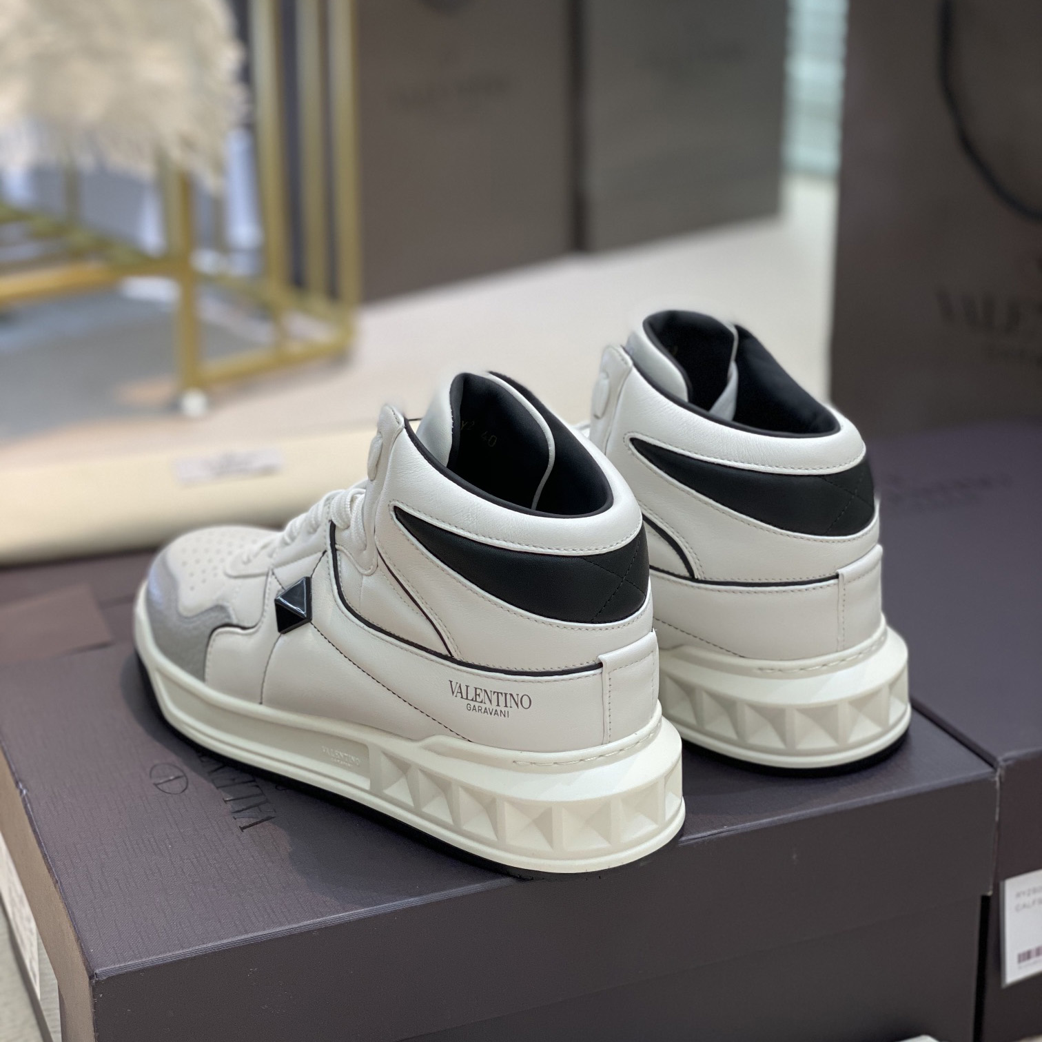 Valenti One Stud Mid-Top Nappa Sneaker - DopestKickz