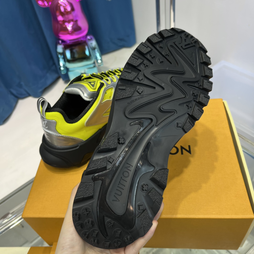 Louis Vuitton  LV Runner Tatic Sneaker     1AA3A8 - DopestKickz