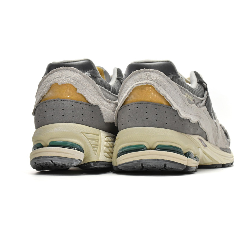 New Balance 2002R Cloud Ash Sneakers   M2002RDA  - DopestKickz