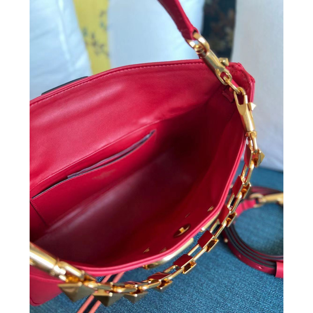 Valenti  Vlogo Handbag(28-22-8cm) - DopestKickz