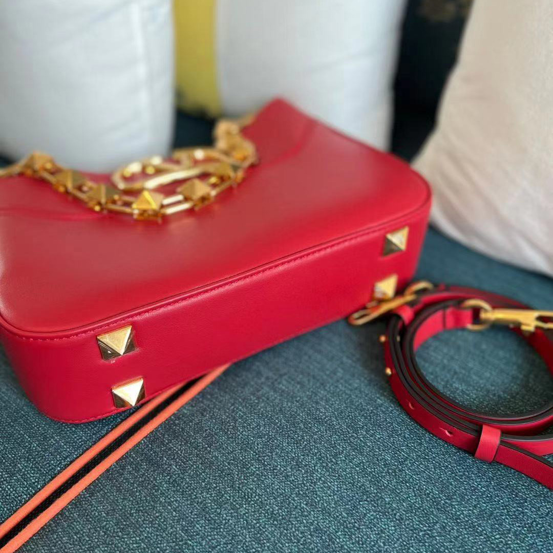 Valenti  Vlogo Handbag(28-22-8cm) - DopestKickz