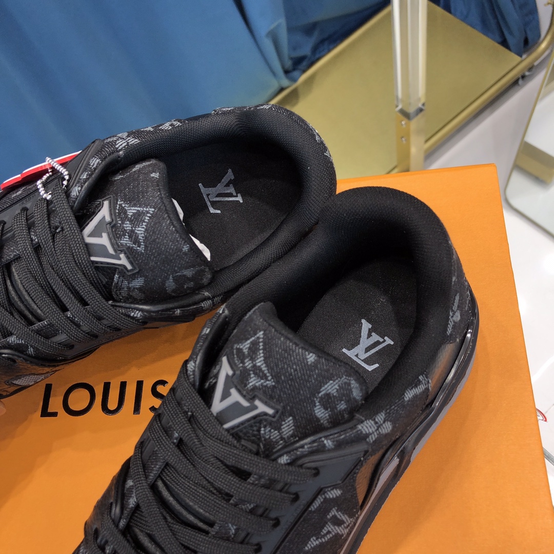 Louis Vuitton LV Trainer Sneaker    1A9IPP - DopestKickz