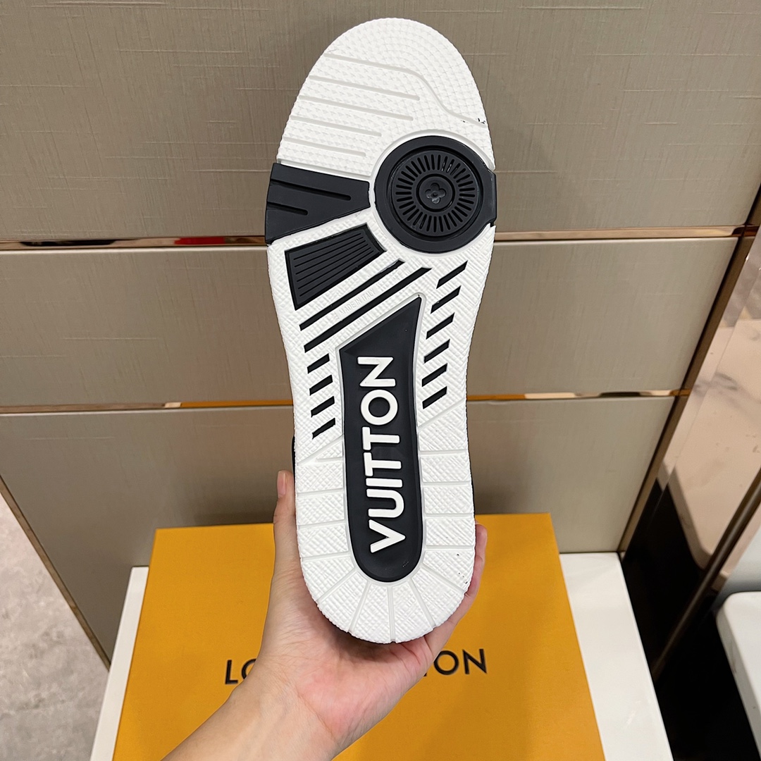 Louis Vuitton LV Trainer Sneaker  (Upon uk size)  1AAHS3 - DopestKickz
