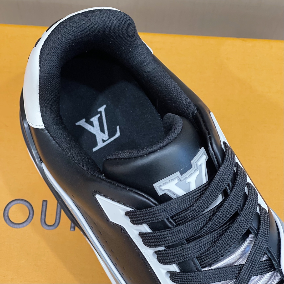 Louis Vuitton LV Trainer Sneaker  (Upon uk size)  1AAHS3 - DopestKickz