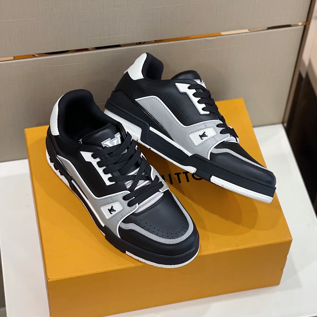 Louis Vuitton LV Trainer Sneaker  (Upon uk size)  1AAHS3 - DopestKickz