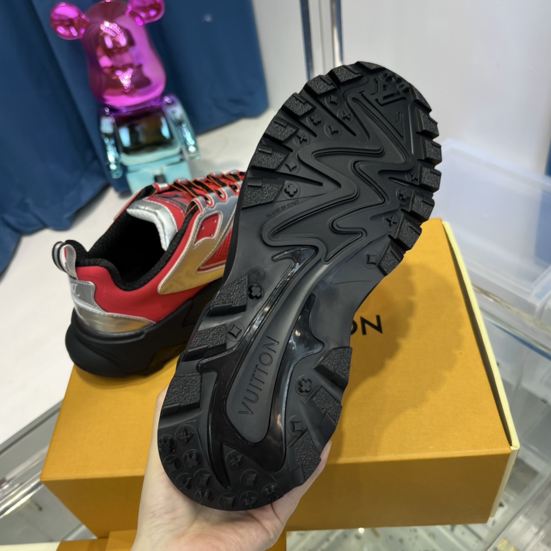 Louis Vuitton  LV Runner Tatic Sneaker     1AA39A - DopestKickz