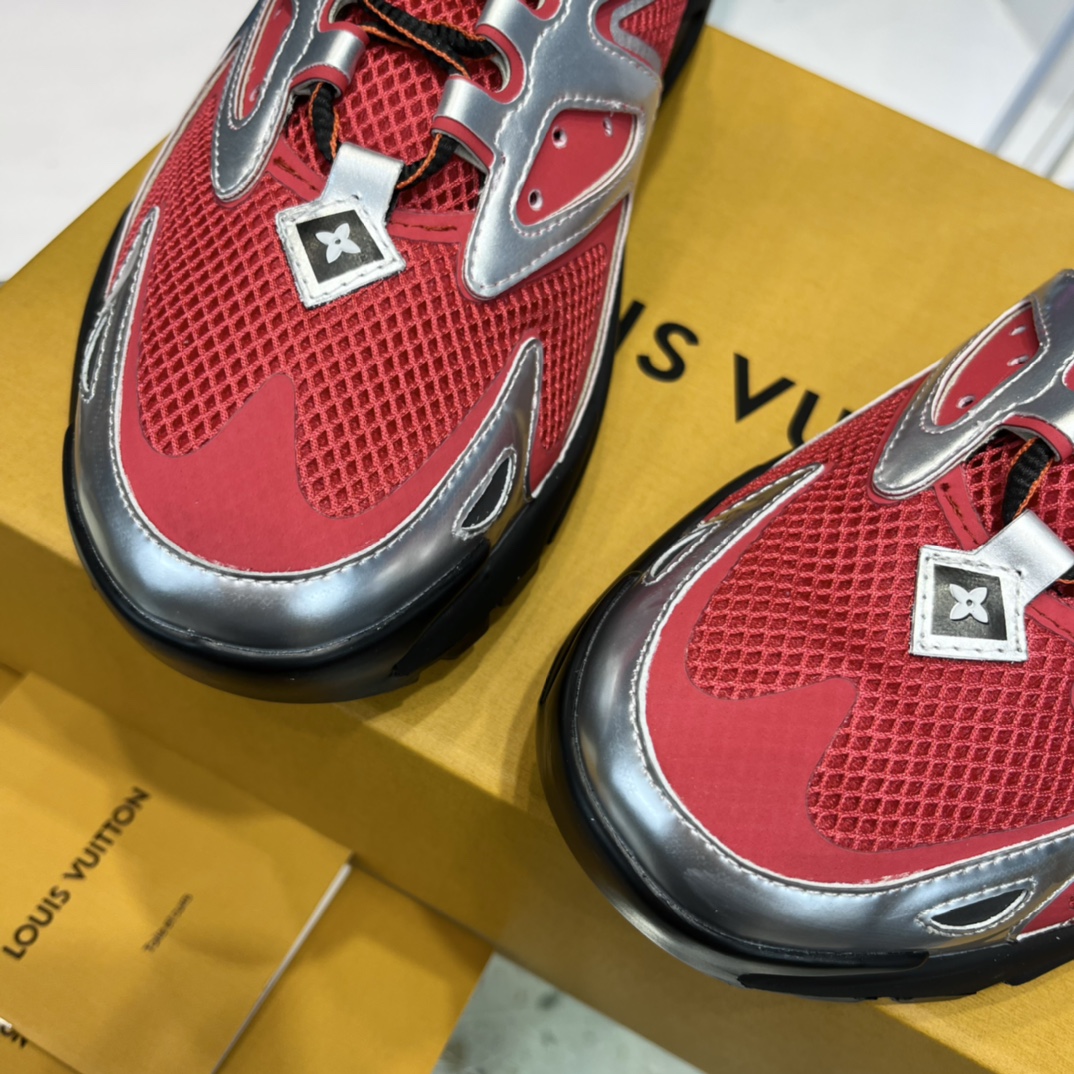 Louis Vuitton  LV Runner Tatic Sneaker     1AA39A - DopestKickz