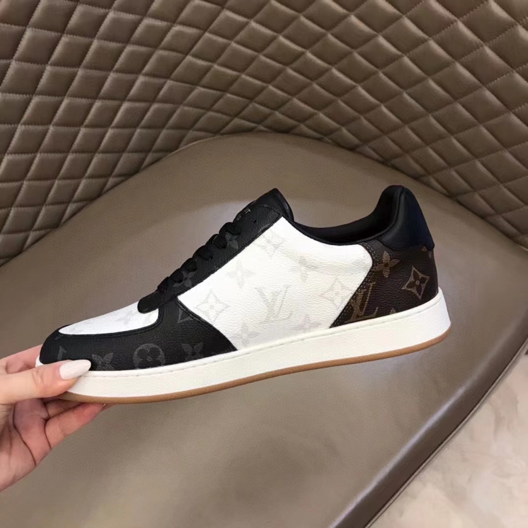 Louis Vuitton Rivoli Sneaker   1A8WGA - DopestKickz