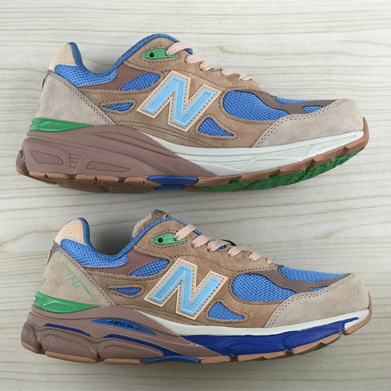 New Balance 990 V3 Sneakers          - DopestKickz