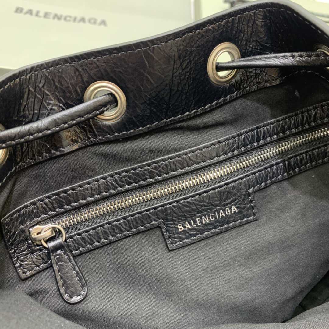Balenciaga Le Cagole Small Bucket Bag In Black Arena Lambskin, Aged-Silver Hardware(30-22.9-17cm) - DopestKickz