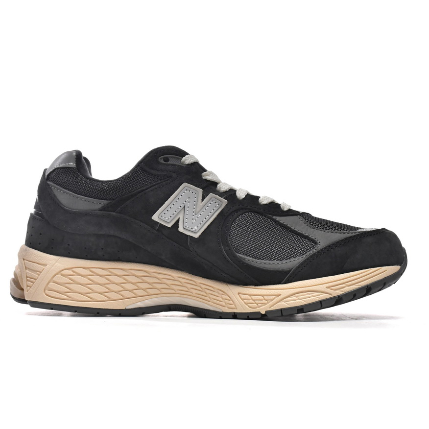 New Balance 2002R Grey Black Sneakers            M2002RHO - DopestKickz