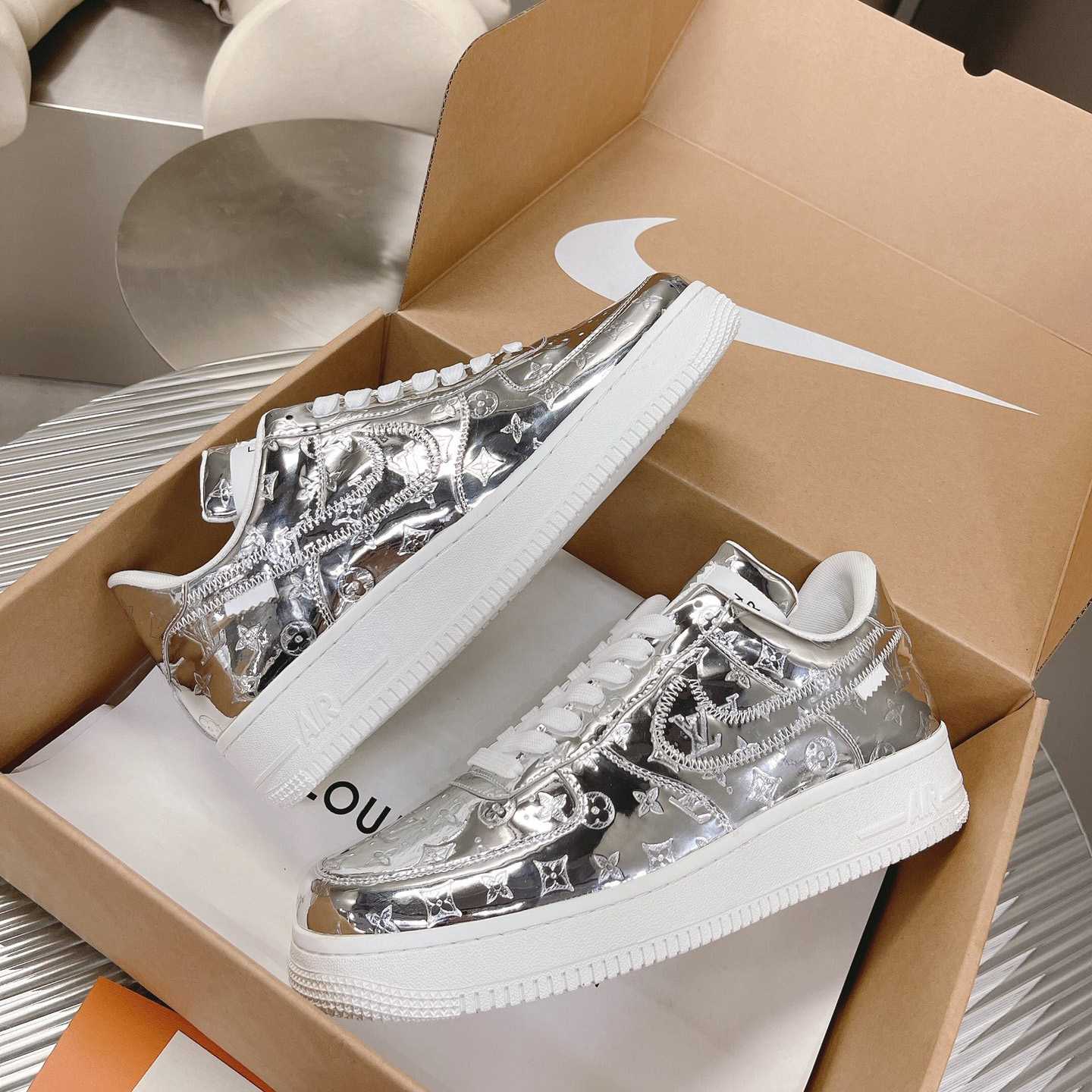 Louis Vuitton x Air Jordan1 Low AJ1 Sneaker - DopestKickz