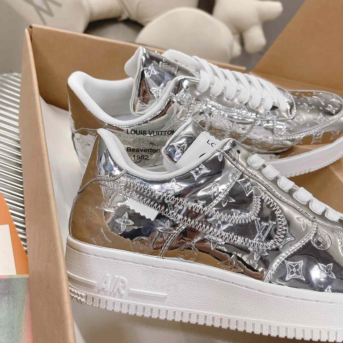 Louis Vuitton x Air Jordan1 Low AJ1 Sneaker - DopestKickz