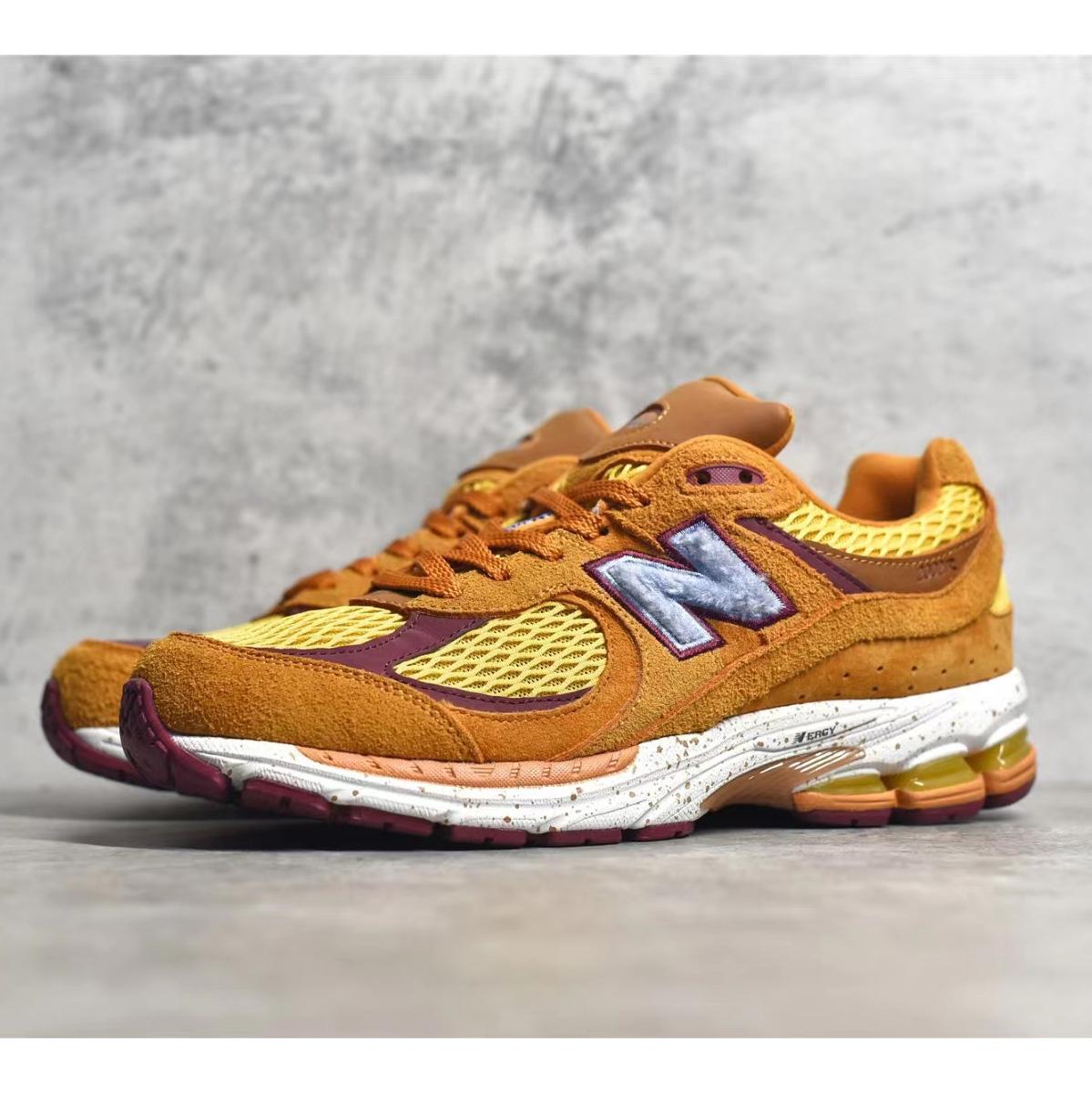 New Balance x SaleheBembury WL2002 Sneakers            - DopestKickz