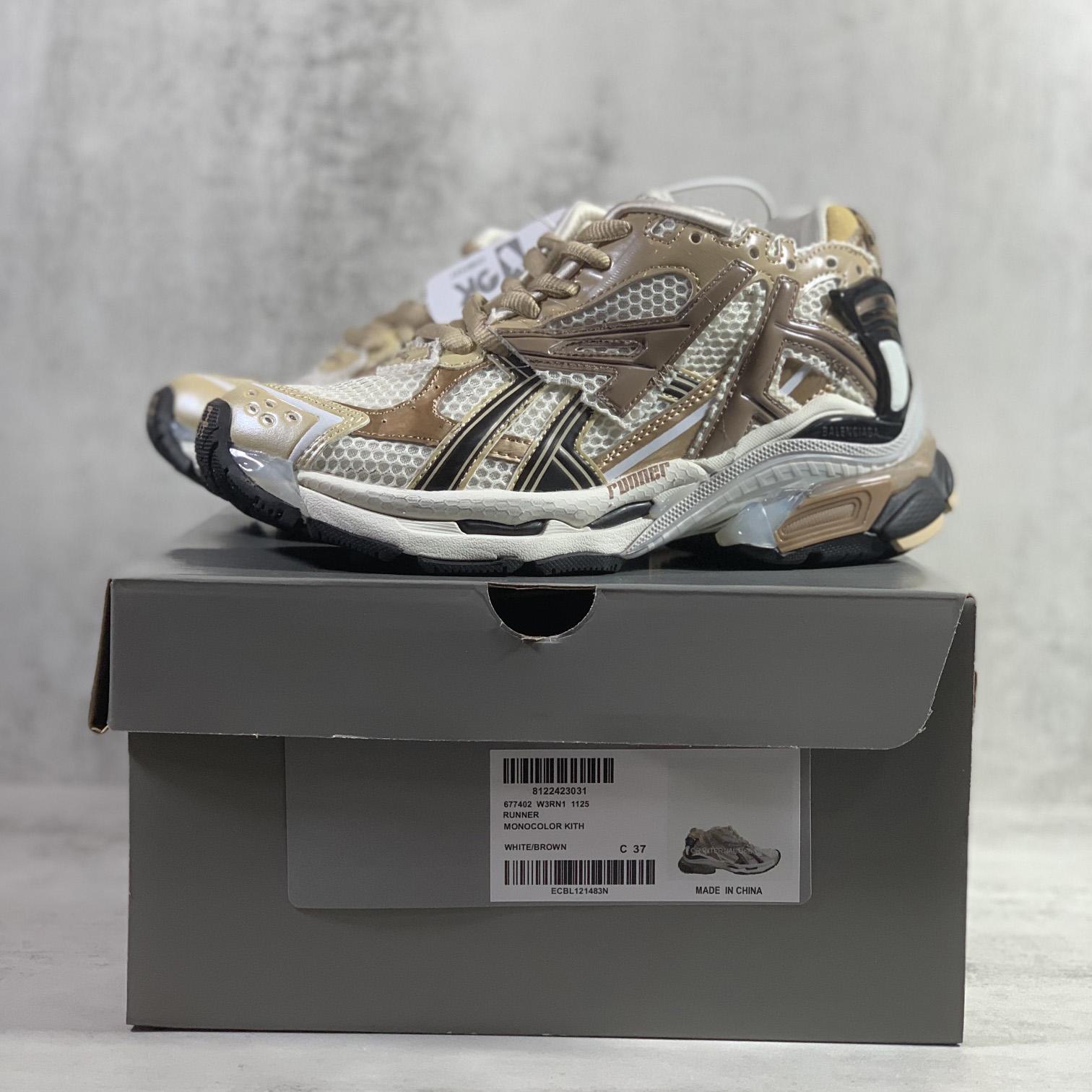 Balenciaga Runner Sneaker In Beige And Black Mesh And Nylon - DopestKickz