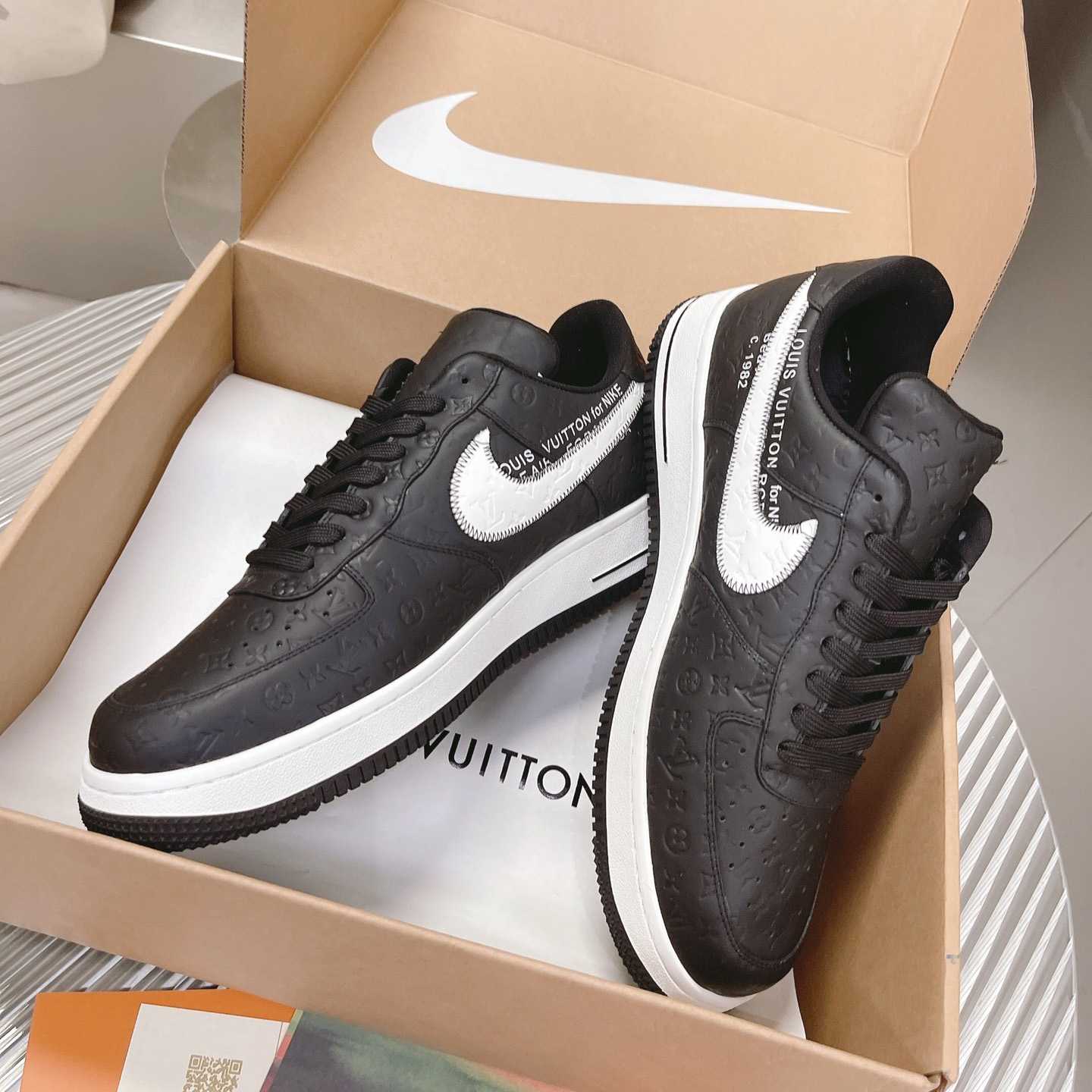 Louis Vuitton x Air Jordan1 Low AJ1 Sneaker - DopestKickz