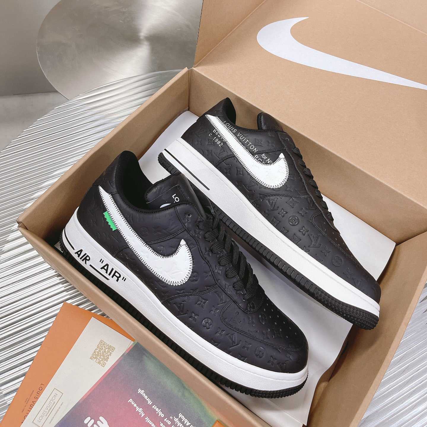 Louis Vuitton x Air Jordan1 Low AJ1 Sneaker - DopestKickz