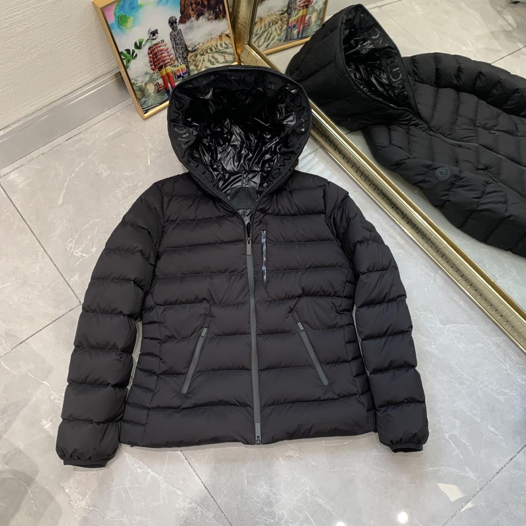 Moncler Herbe Short Down Jacket - DopestKickz