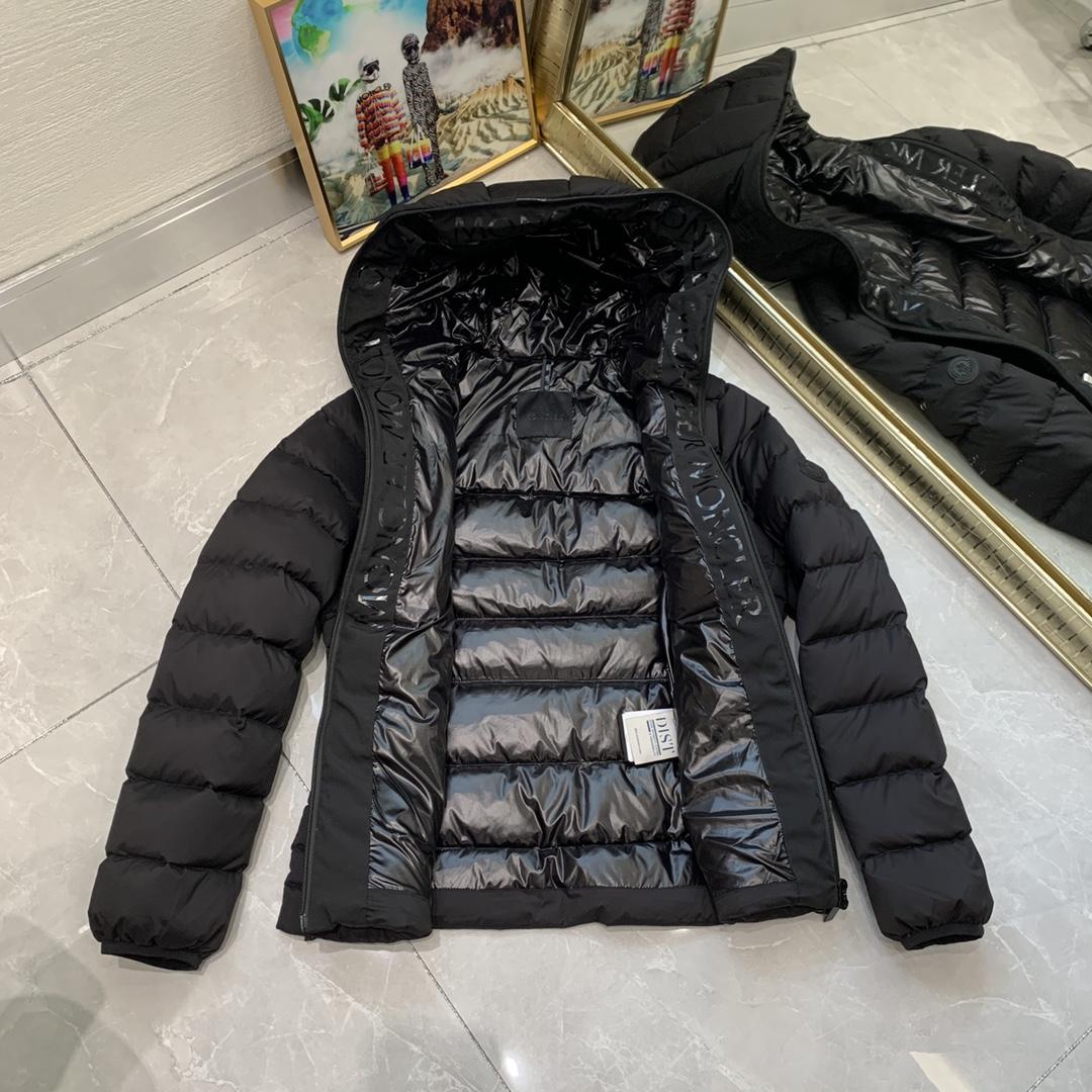 Moncler Herbe Short Down Jacket - DopestKickz