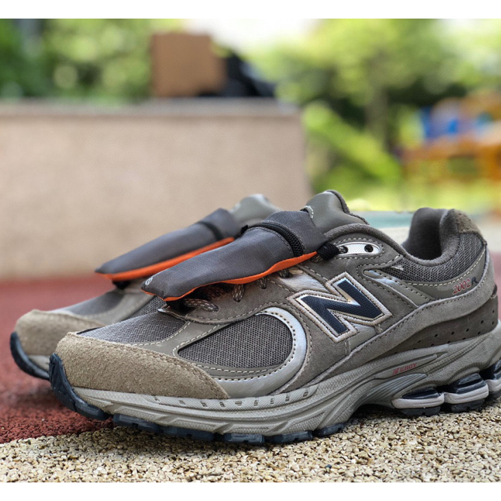 New Balance 2002R 'Grey'Sneakers                  M2002RVA - DopestKickz