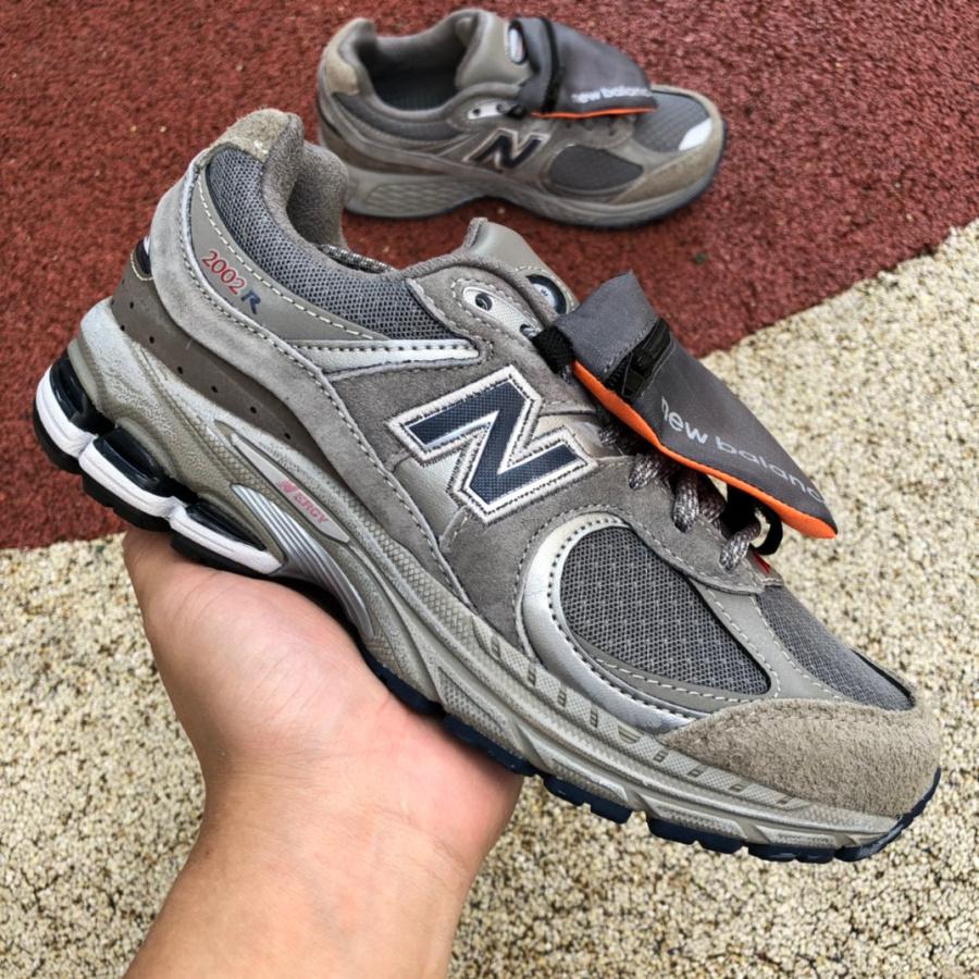 New Balance 2002R 'Grey'Sneakers                  M2002RVA - DopestKickz