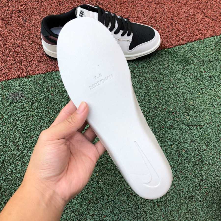 Nike Sb Dunk Low Pro “AE86” Sneakers      AE1391-086 - DopestKickz