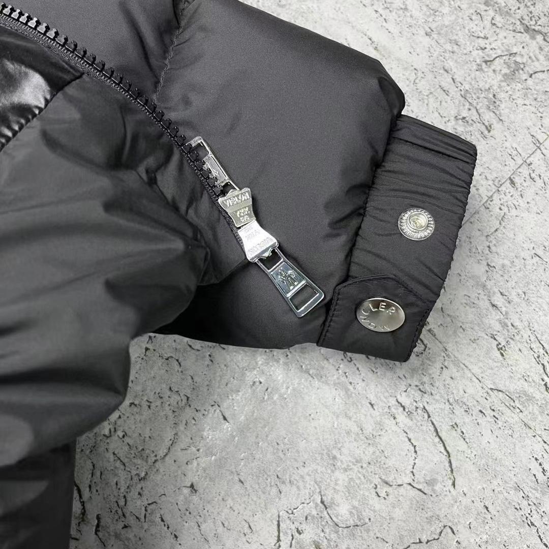 Moncler Cardere Short Down Jacket - DopestKickz