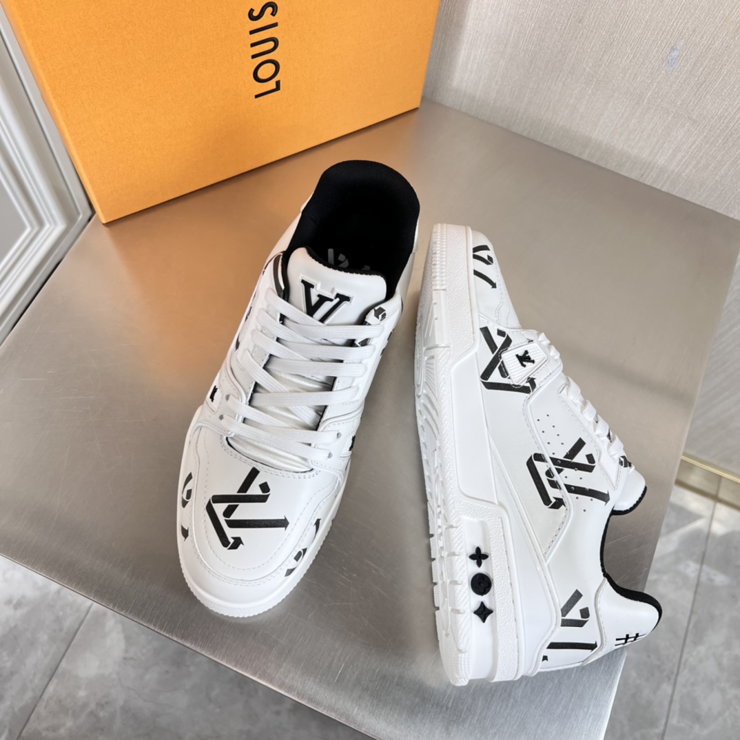 Louis Vuitton LV Trainer Sneaker    (Upon uk size)   1AAGXZ - DopestKickz