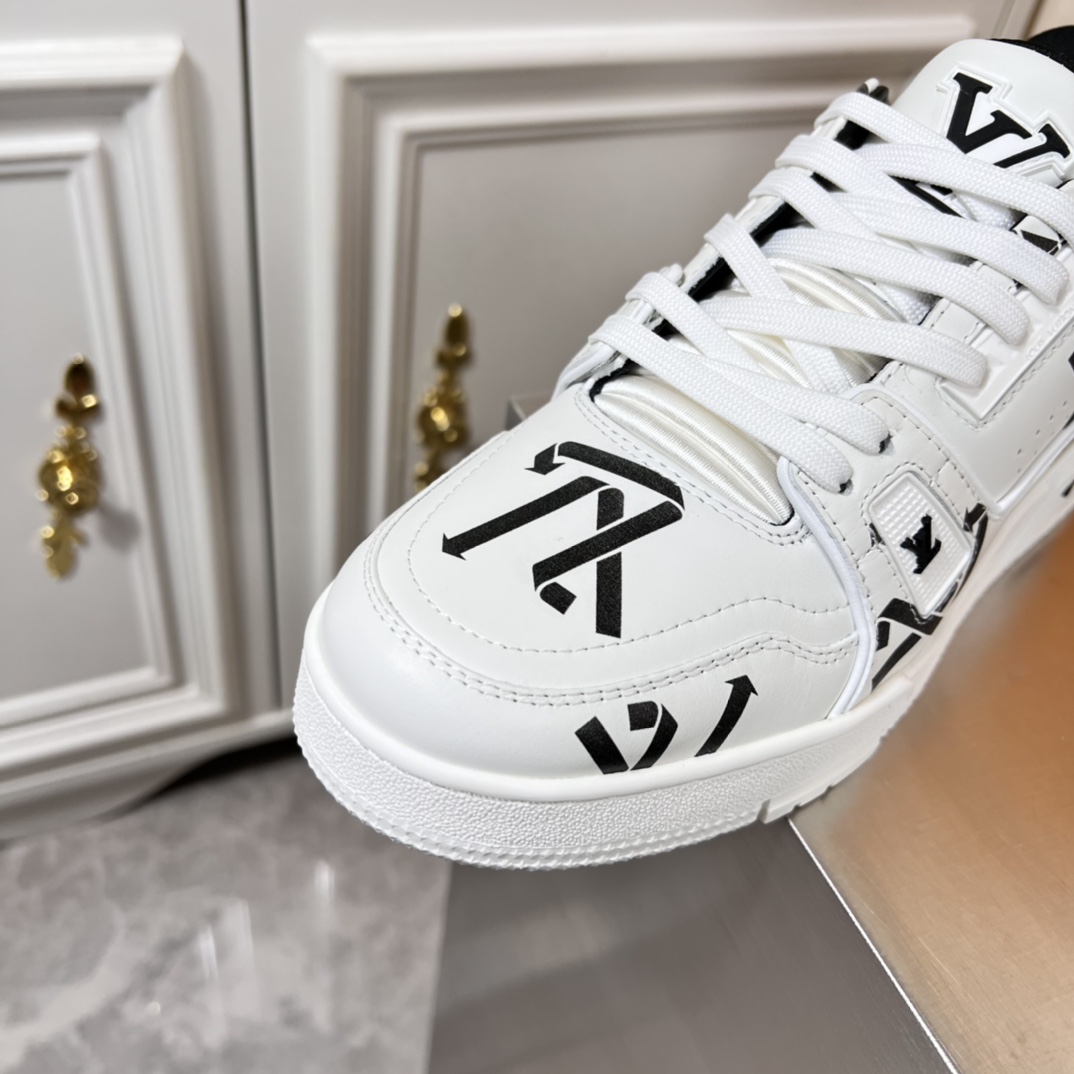 Louis Vuitton LV Trainer Sneaker    (Upon uk size)   1AAGXZ - DopestKickz